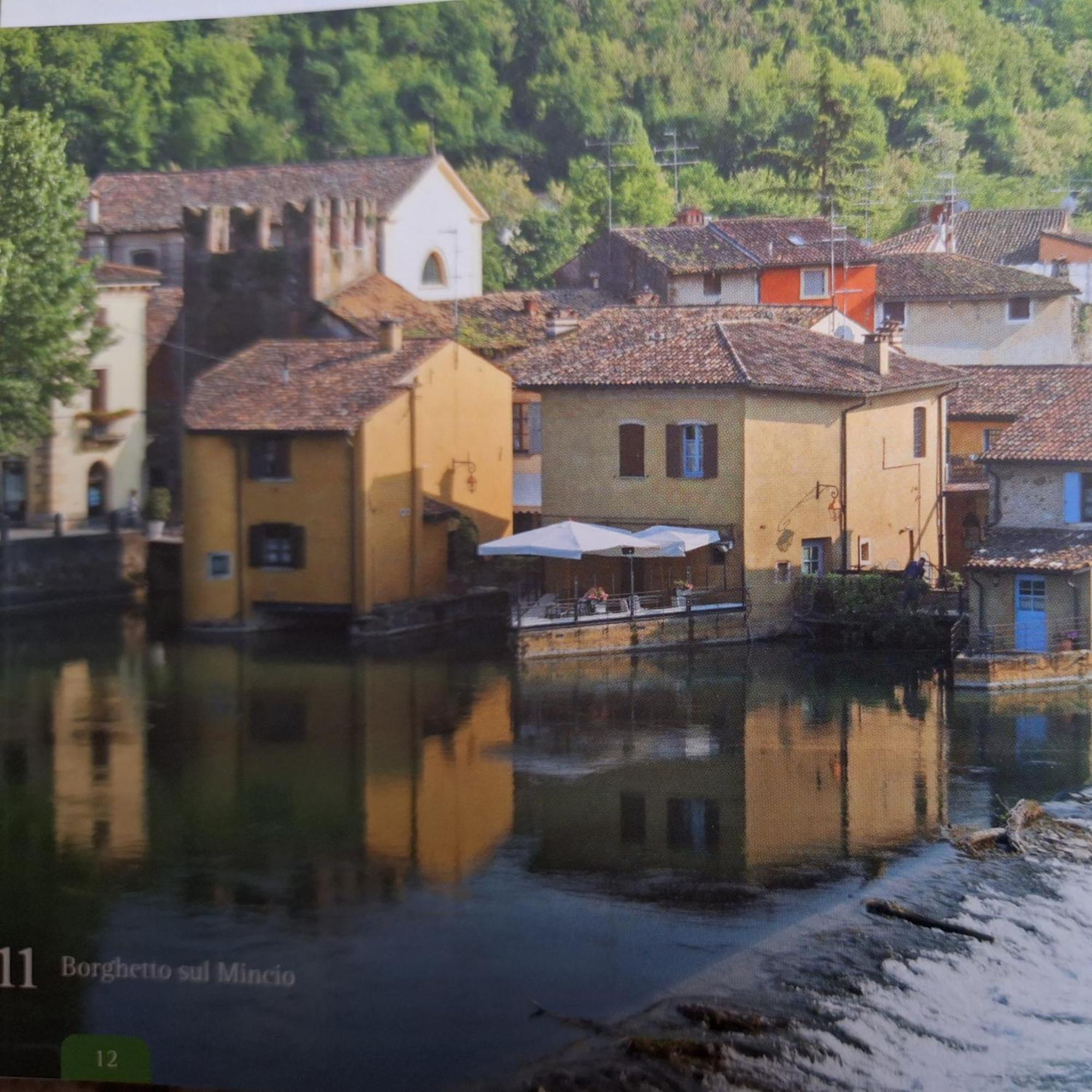 Corte Cavour Valeggio sul Mincio Zimmer foto